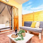 Sardinia Re - Lido 125 דירה אלגהרו